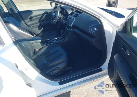 2011 Mazda Mazda6 I Grand Touring z USA, uszkodzony, nr VIN 1YVHZ8CH4B5M21695